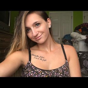 Meet your Posher, Alexandra